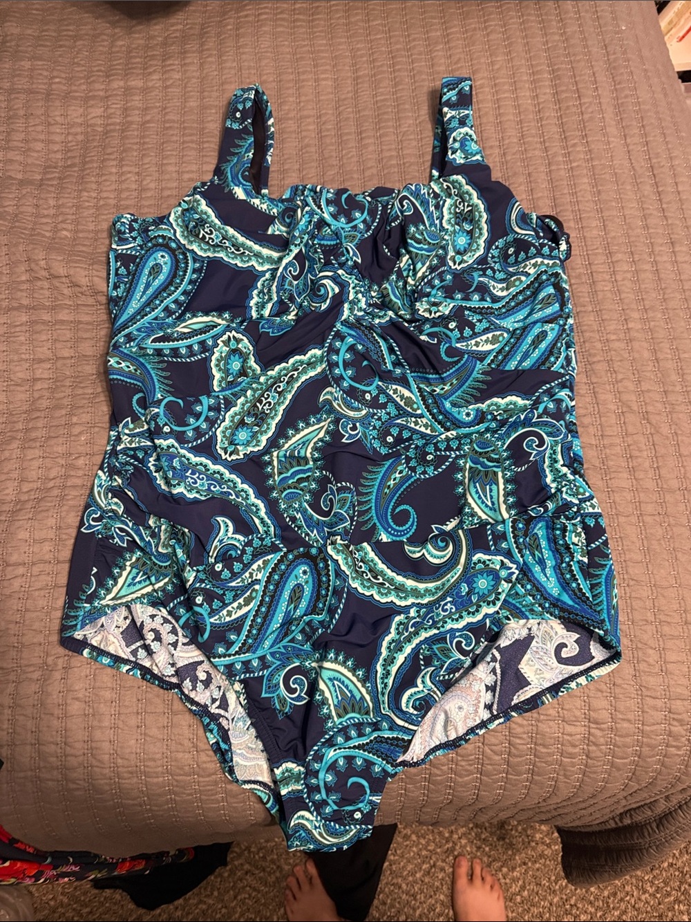 Land’s End 22W DDD- One-Piece Swimsuit